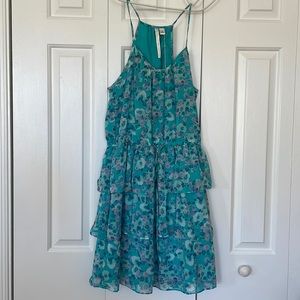 Lauren Conrad Dress. Size 2. Turquoise flowers.